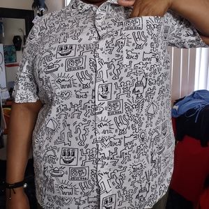 H&M black and white short sleeve shirt